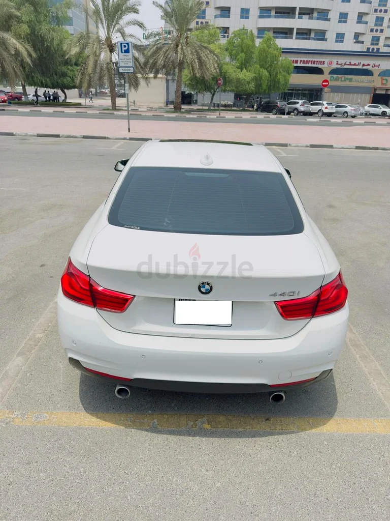 BMW Car63142583722243112