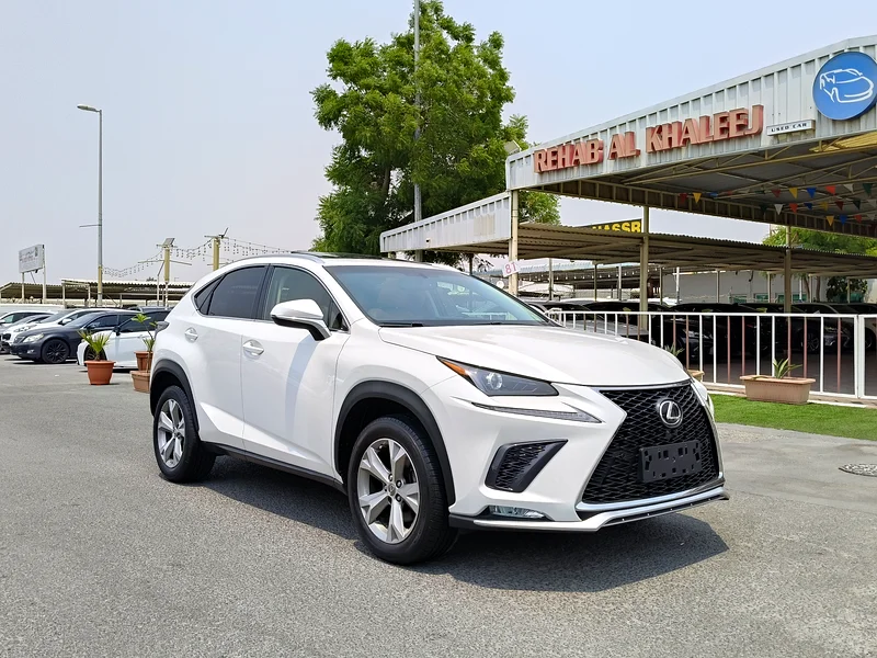 لكزس NX200T موديل 2017. خيارات كاملة، ورقة تخصيص VCC. 55,000 كم فقط.63149579468673111