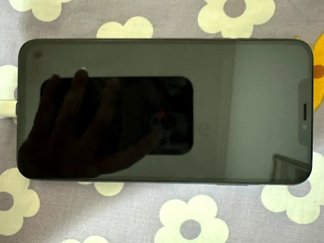 Sleek and Stylish Smartphone – Perfect Condition!