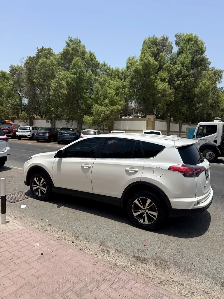 Toyota Rav4 2018 model GCC single owner service history from  ALFUTTAIM63158340735745112
