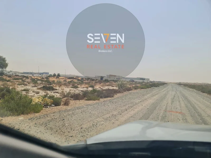 فرصة استثمارية: بناء للسكن أو التأجير63183230968578113
