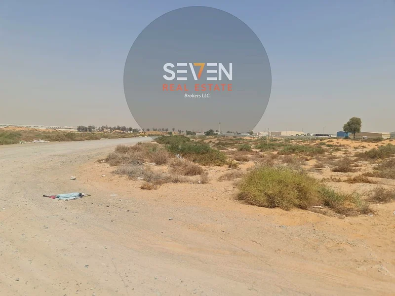 تُباع الآن قطع أراضٍ فيلات حصرية63183230950659112