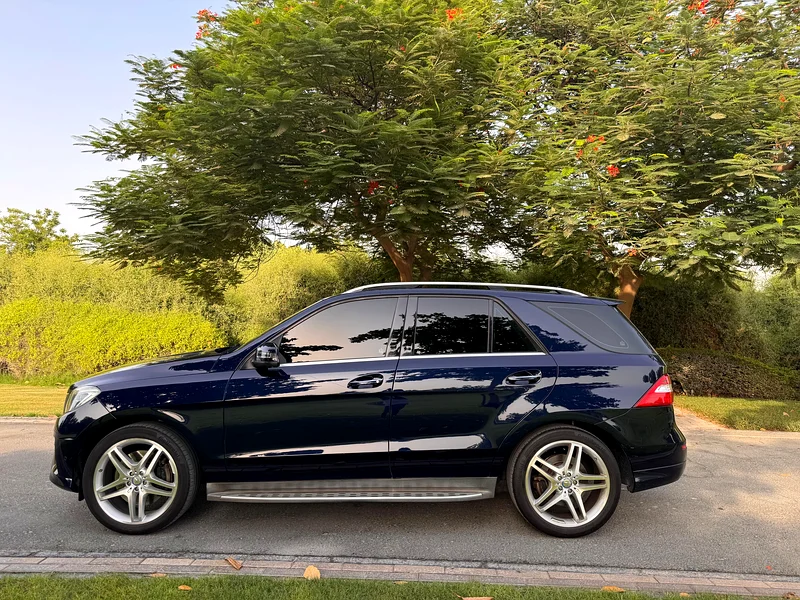 مرسيدس بنز ML400 AMG خليجي 2015 فل اوبشن استخدام سيدة من الوكالة ، تشييكات الوكالة بدون63146290622338113