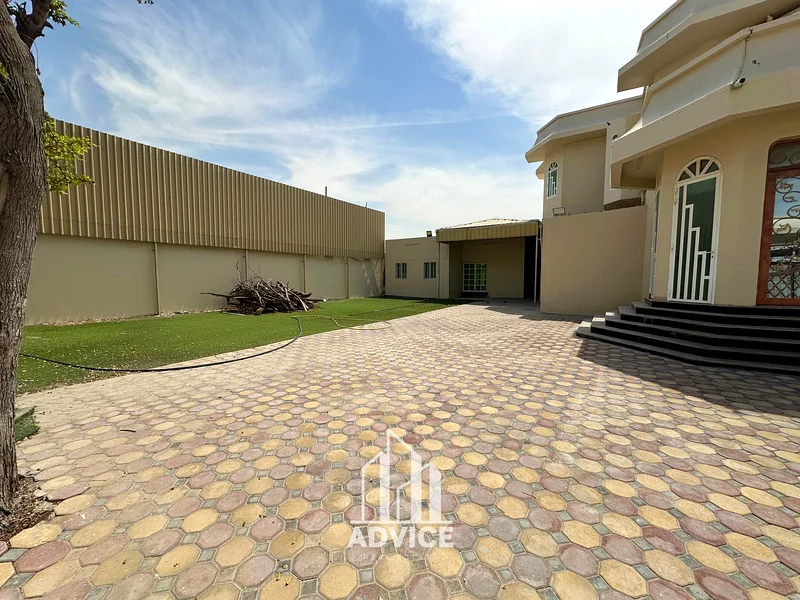 Spacious Family Villa in Al-Muwafjah – Prime Location & Stunning Views63205834598915114