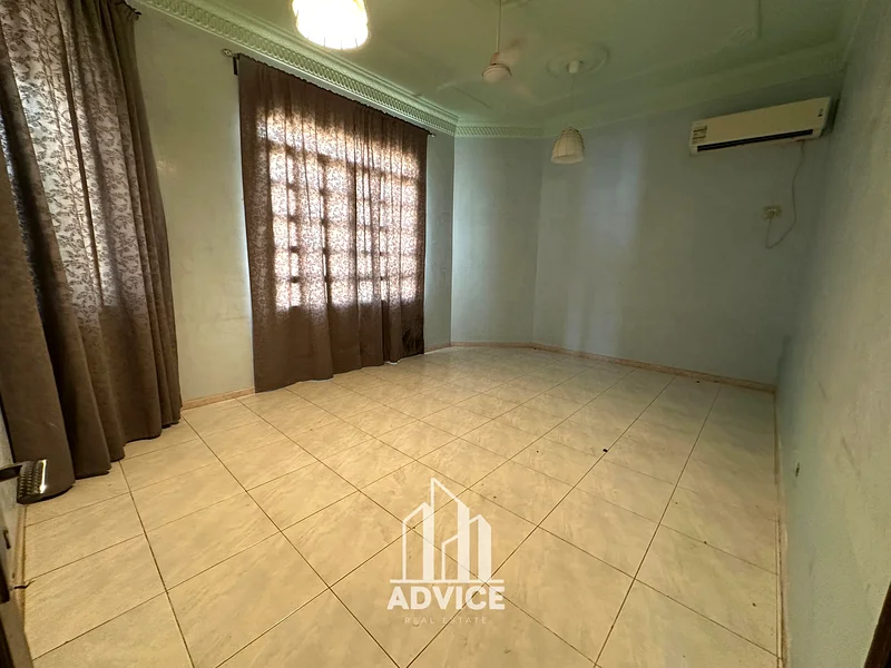 Spacious Family Villa in Al-Muwafjah – Prime Location & Stunning Views63205834598915113