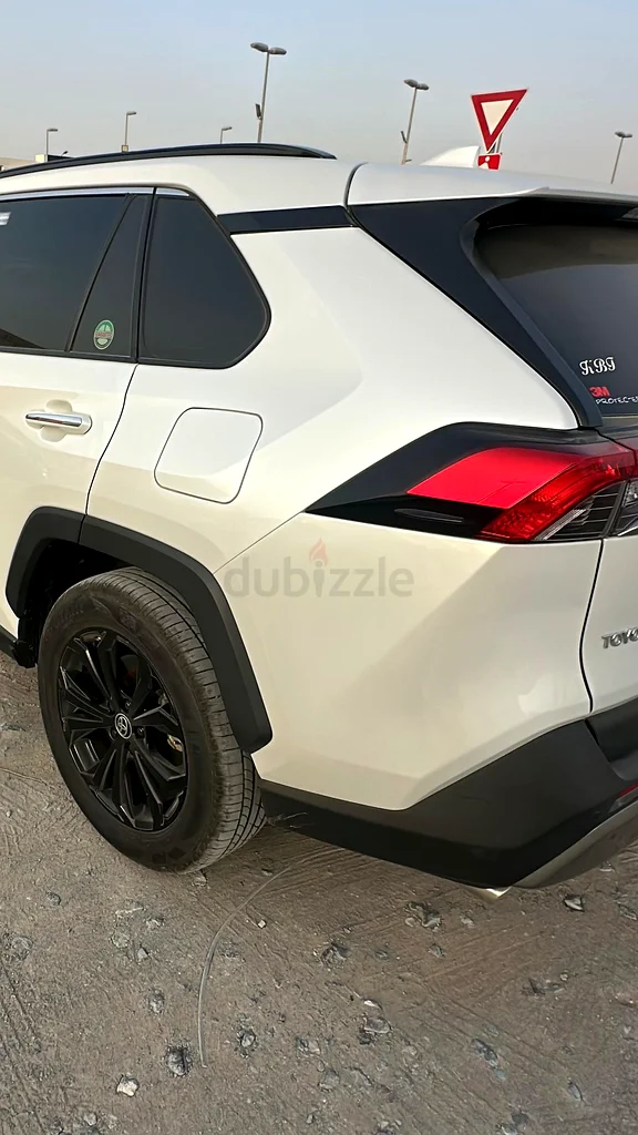 تويوتا راف فور هايبرد63146741117186111