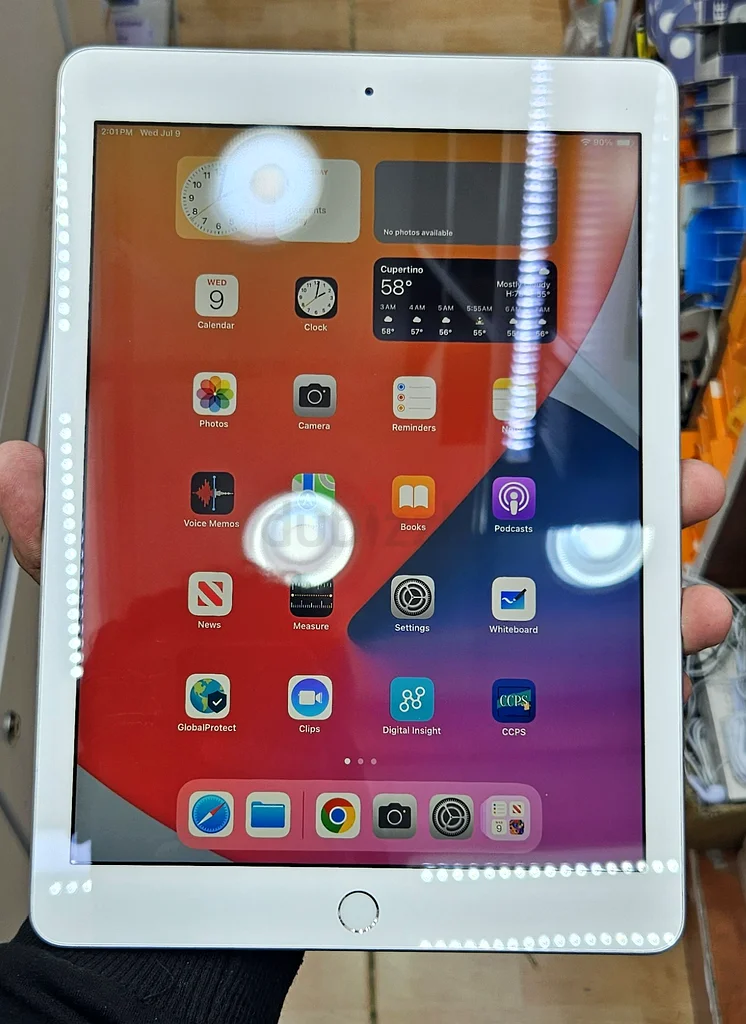 Apple ipad 6th genaration 32 GB63216357354497112