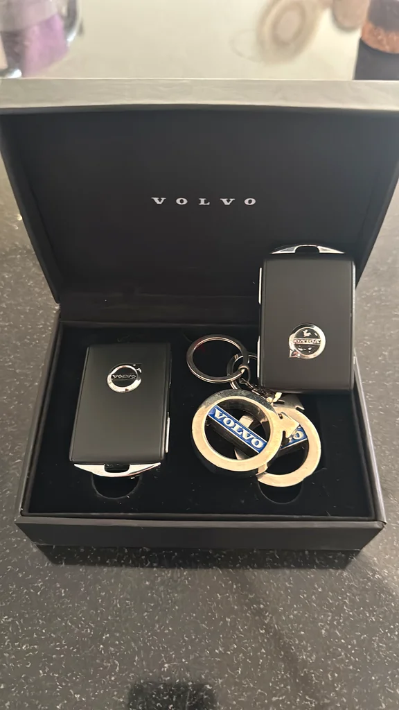 2016 Volvo XC9063176619115393111