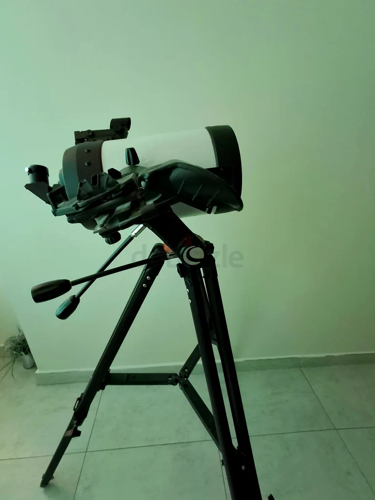 تيليسكوب سيليسترون دي إكس 6 إس سي تي مدعوم بالتطبيق63240633797250112