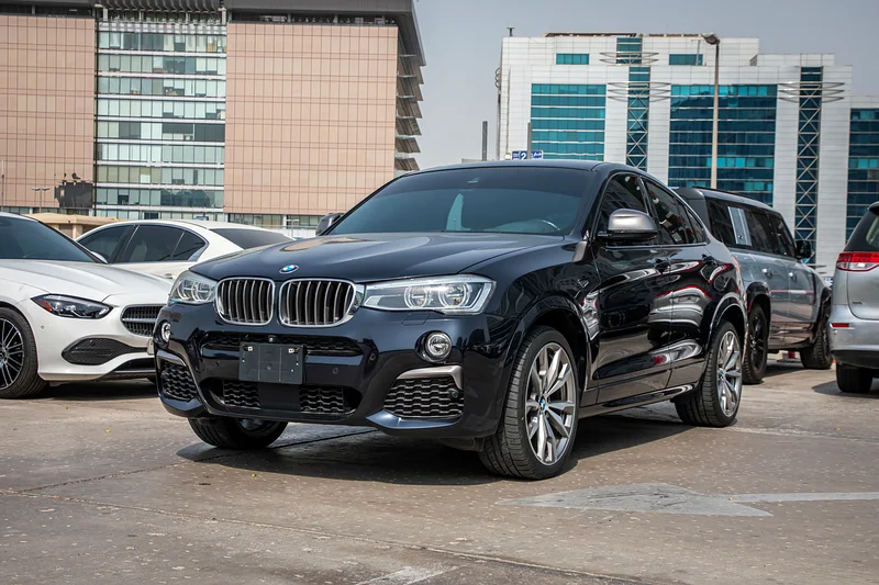 2017 - BMW X4M - FULL OPTIONS -LOW MILEAGE- BROWN INSIDE - IMMACULATE CONDITION - ONLY 70,000 KM63177575928577112