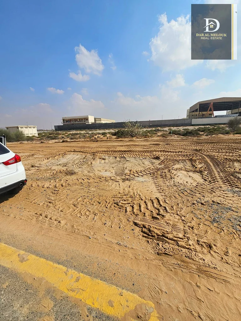 Industrial commercial land on the main street for sale in Sharjah / Al Sajaa Industrial Al Hanoo Al Jadeed63198610819330114