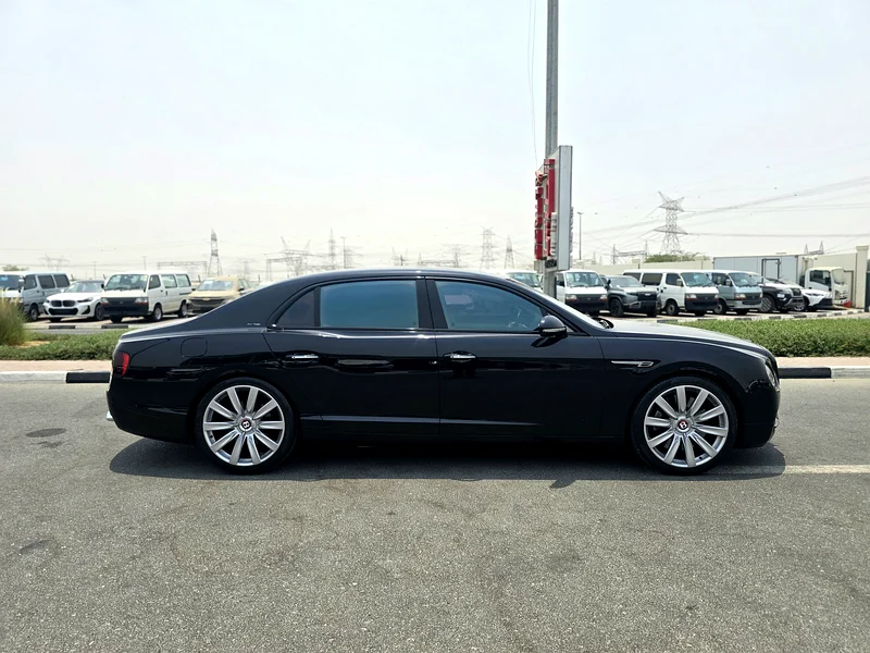 Flying Spur - 2015 - 74000 km - Beige Interior - Clean Title - Japan Specs63139217443329113