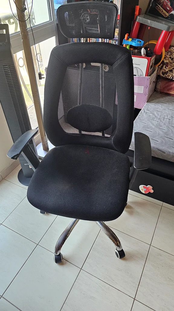 2 wheelchairs to sell urgently63210898480131111