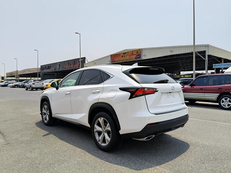 لكزس NX200T موديل 2017. خيارات كاملة، ورقة تخصيص VCC. 55,000 كم فقط.63149579468673114