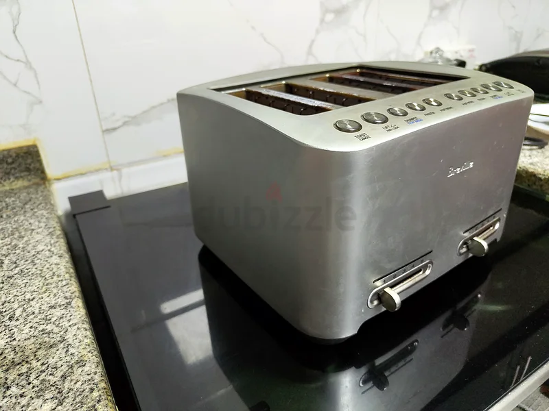 توستر بريفيل 4 شرائح أنيق للبيع!63253478313217113