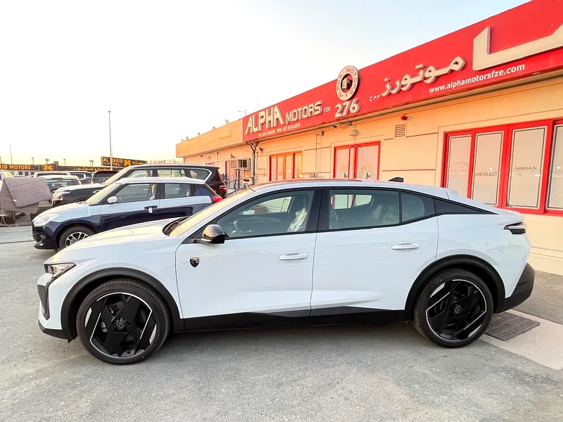 Peugeot 408 GT Line 1.6L Turbo AT (GCC)63221301352963113