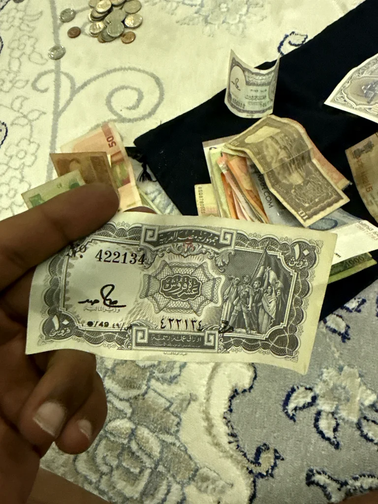 Rare Currency Notes Collection for the Aficionado632088568454421126