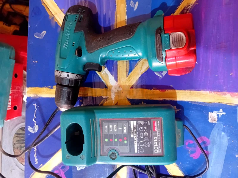 مثقاب 14 فولت63221347175938111