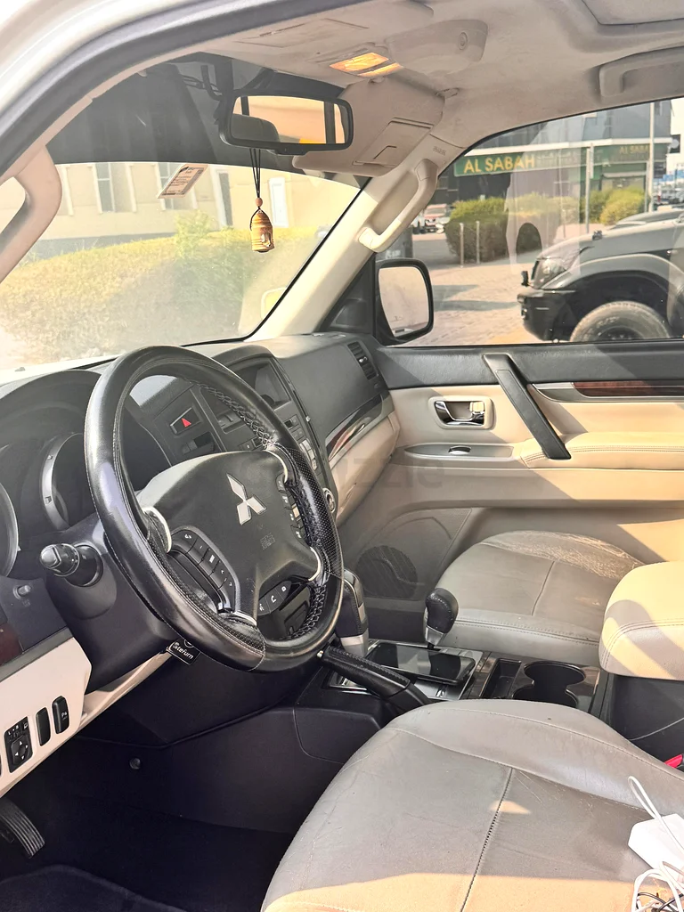Mitsubishi pajero 2011 for sale63153228419201113
