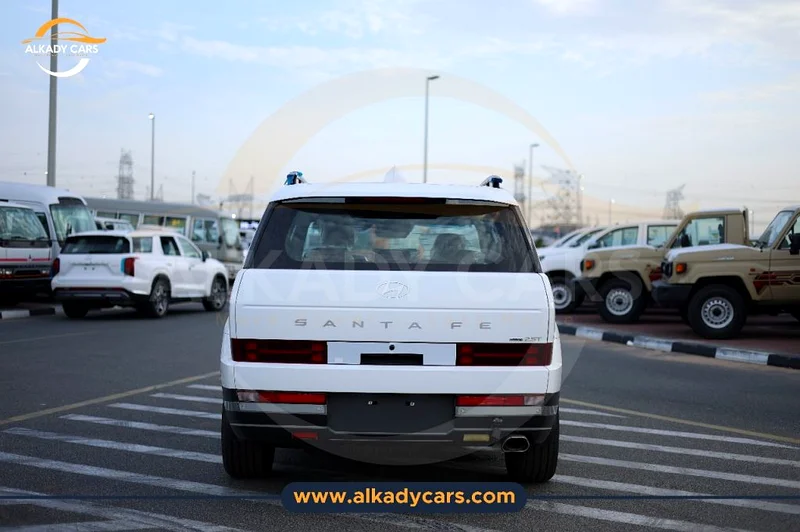 HYUNDAI SANTA FE LUXURY 2.5 TURBO MODEL 2024 GCC (Limited Stock)63232620571779112