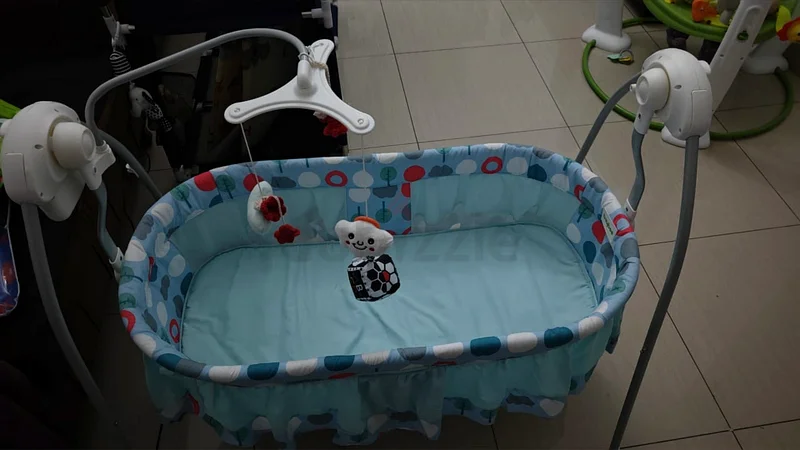 Remote Controlled Electric swing with music63204252706433114