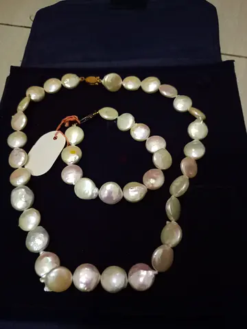 natural pearl antique necklace and bracelet.. brand new 100% natural pearl