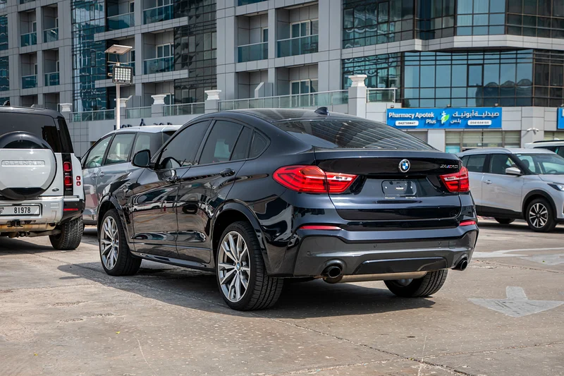 2017 - BMW X4M - FULL OPTIONS -LOW MILEAGE- BROWN INSIDE - IMMACULATE CONDITION - ONLY 70,000 KM63177575928577113