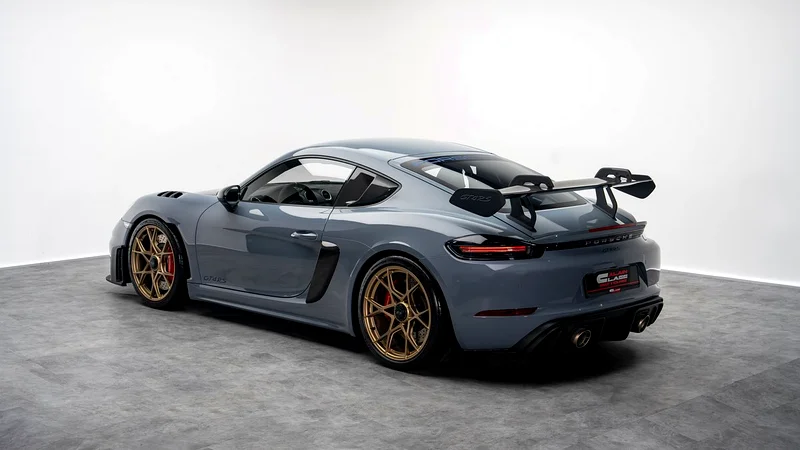 Porsche Cayman GT4 RS Weissach - 2025 - GCC - Under Warranty63156540340994111