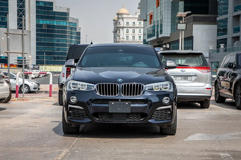 2017 - BMW X4M - FULL OPTIONS -LOW MILEAGE- BROWN INSIDE - IMMACULATE CONDITION - ONLY 70,000 KM63177575928577114