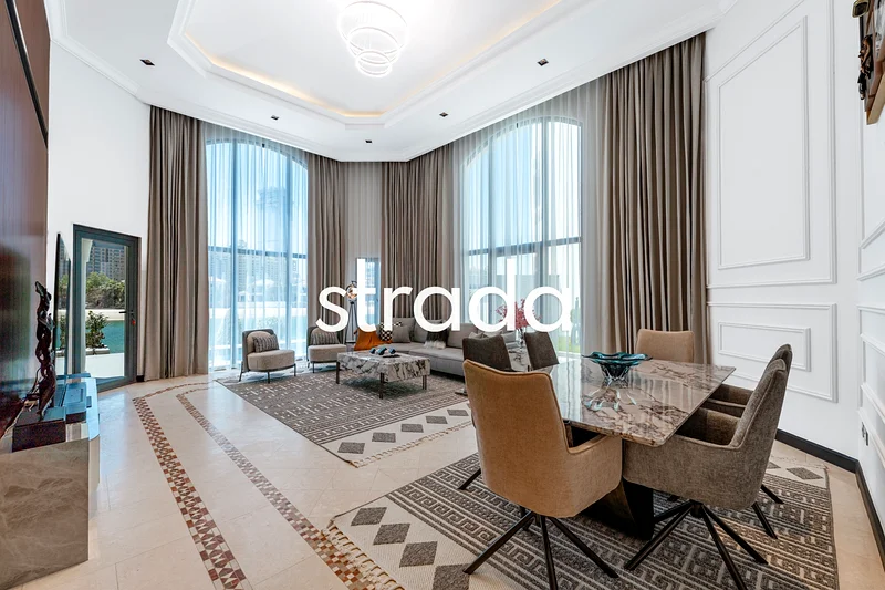 Upgraded | Rotunda | City View63753253392897113