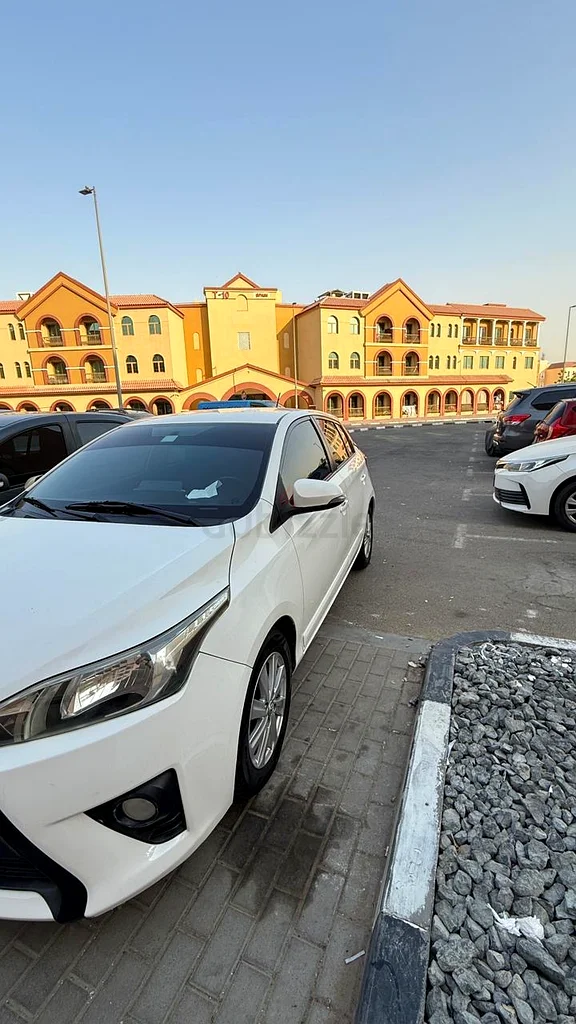 toyota  yaris for sale63147688176641114