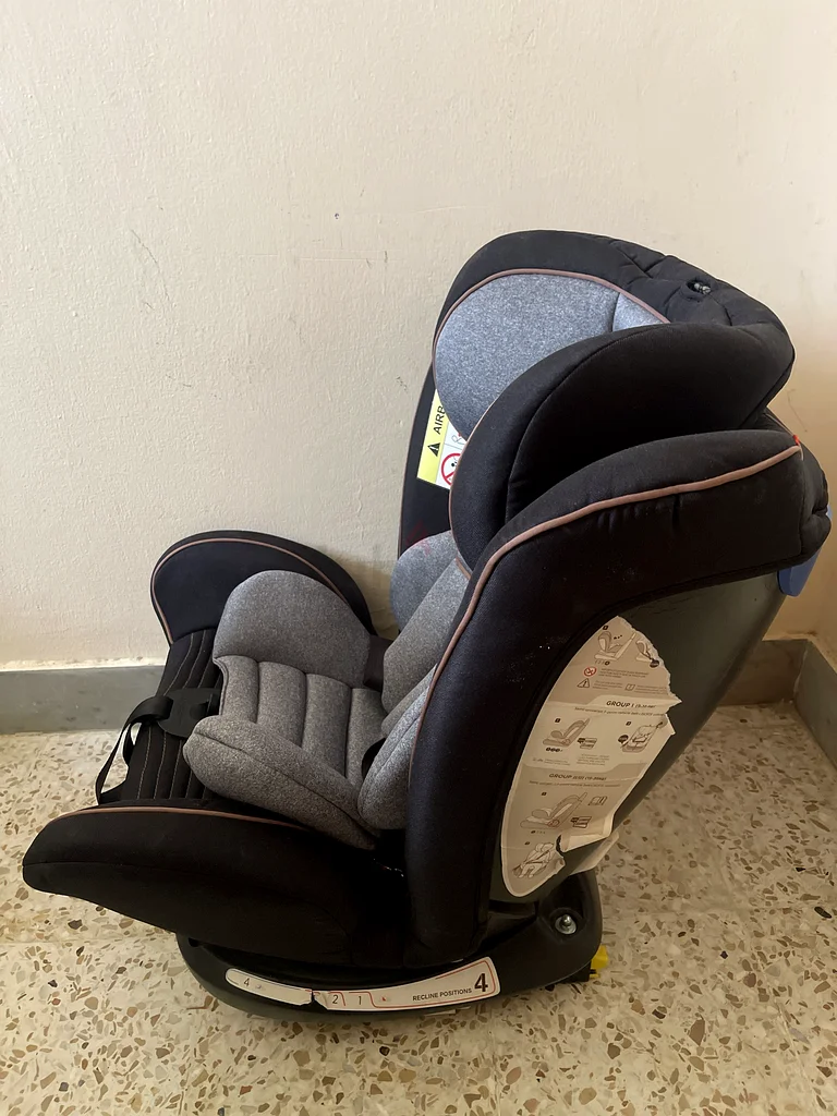 احجز مقعد السيارة الفاخر هذا لضمان سلامة طفلك!63226268716547113