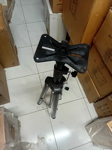 Adjustable Tripod Stand - Perfect for Photography Enthusiasts!