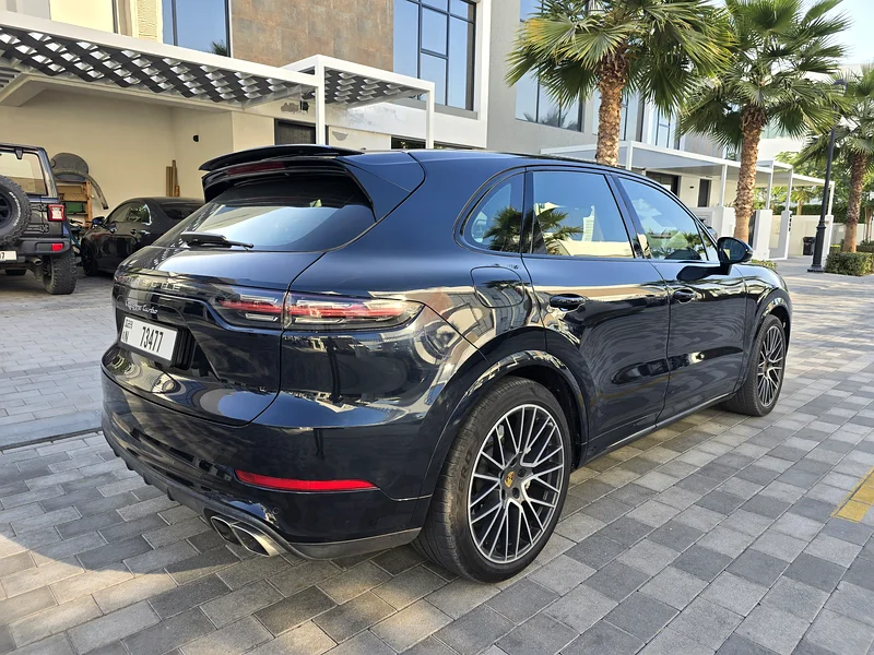 Porsche Cayenne Turbo 2018 GCC63150479456897112