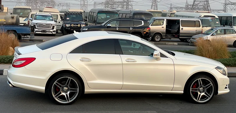 2012  -  CLS350  -  حزمة AMG  -  حالة ممتازة  -  كيلومترات قليلة63164313779074113