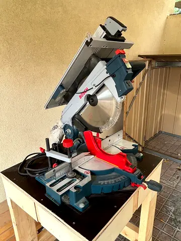 Bosch combination saw with table