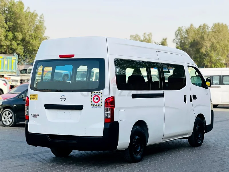 Nissan Urvan 2014 Gcc 15 seats hi roof63166628646401113