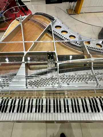 Steiner Crystal Grand Piano HG-168A