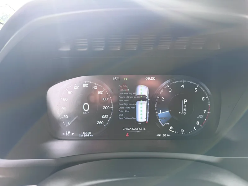 2016 Volvo XC9063176619115393113