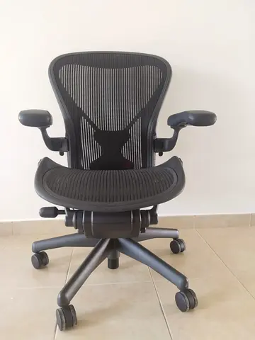 Herman Miller Aeron  chair size B