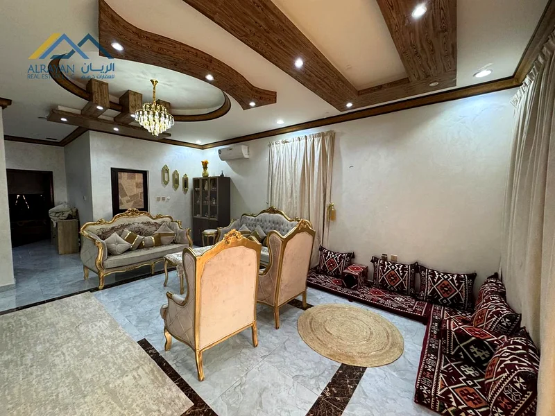 بما في ذلك الكهرباء والماء وتكييف الهواء، مساحة واسعة تبلغ 5000 قدم مربع63870351921154112