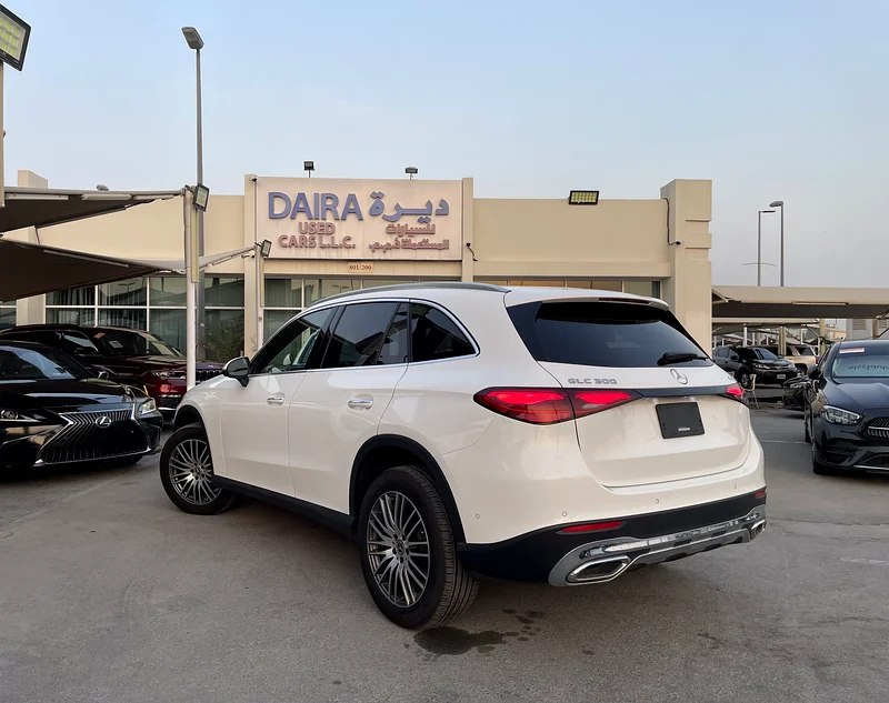 Mercedes GLC300–full option 2023 Clean title without accidents63158339490307114