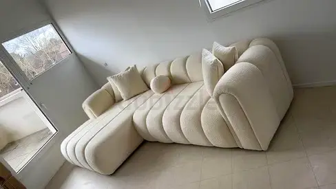 Stylish and Cozy Curve Cream Sofa for Sale!
