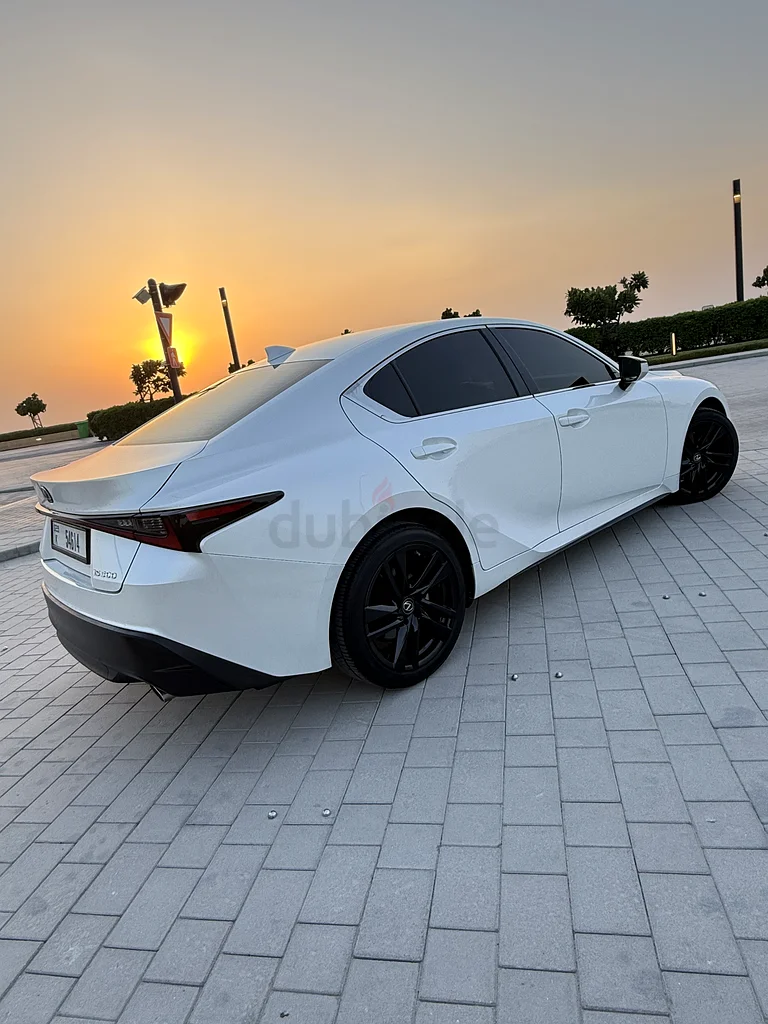 لكزس هي 202163227250925571114