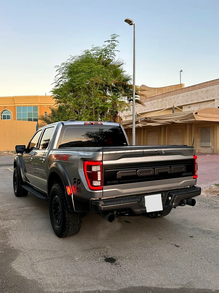 Gulf Ford Raptor, clean and under warranty63136484365057113