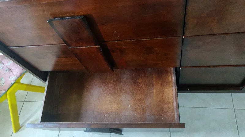 Real wood Chest of Drawers going very cheap63220327652739111