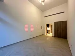 Brand New | Modern and Bright | High ceiling