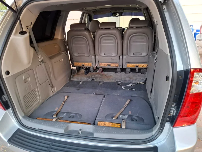 Kia Carnival 2011 Full Option in Very Good Condition63158341846401114