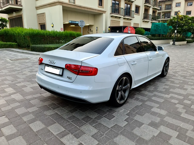 GILF SPECS 2014 AUDI A4 S LINE 2.0LITRE TURBO CHARGED QUATTRO (PURCHASE BILL 164k AED)632247903787541115