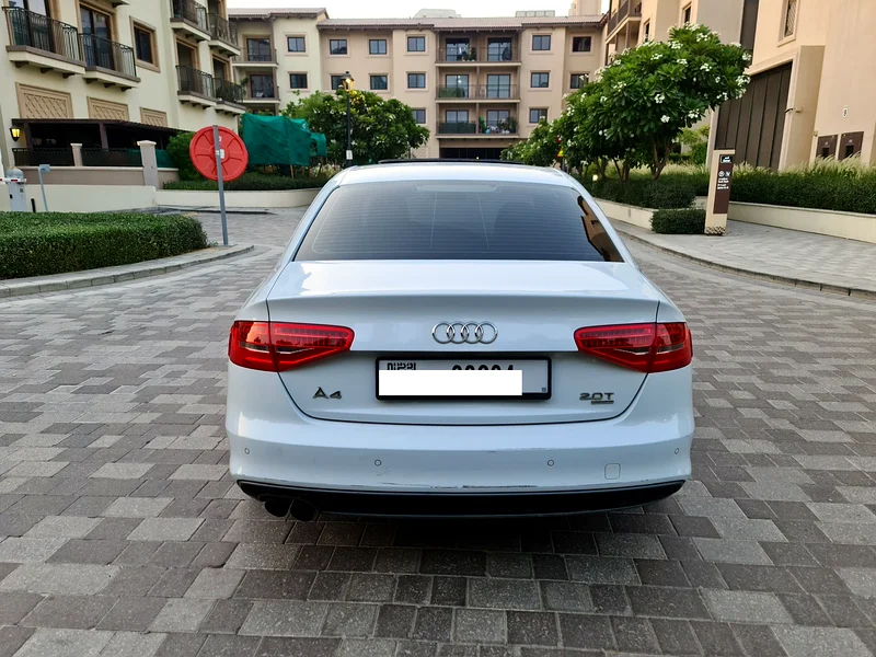 GILF SPECS 2014 AUDI A4 S LINE 2.0LITRE TURBO CHARGED QUATTRO (PURCHASE BILL 164k AED)63224790378754112